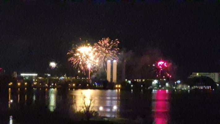 Revelion 2026 la Constanța cu artificii...și nu prea. La mulți ani! Video