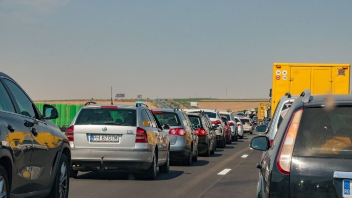  Accident rutier cu 2 autoturisme implicate, pe autostrada A2 București - Constanța