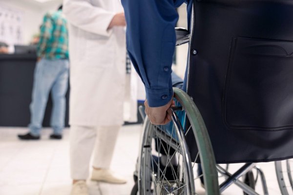 Primăria Constanța a acordat indemnizații pentru 1.626 de persoane cu dizabilități 