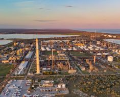 Revizia planificată a rafinăriilor Petromidia și Vega a fost finalizată cu succes