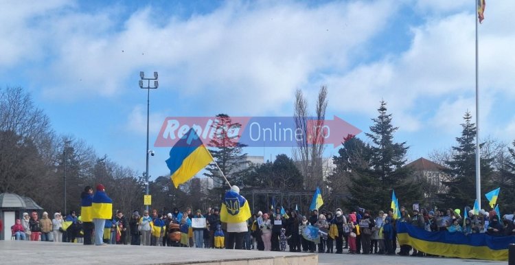 Constanța marchează patru ani de rezistență a Ucrainei printr-un miting de solidaritate. Video