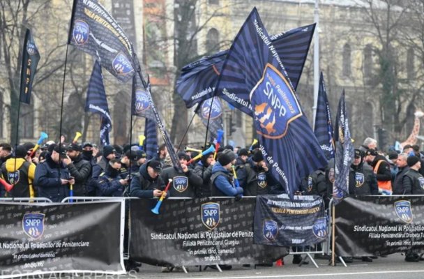 SNPP Constanța Poarta Albă contestă modificarea Legii pensiilor militare și anunță acțiuni de protest