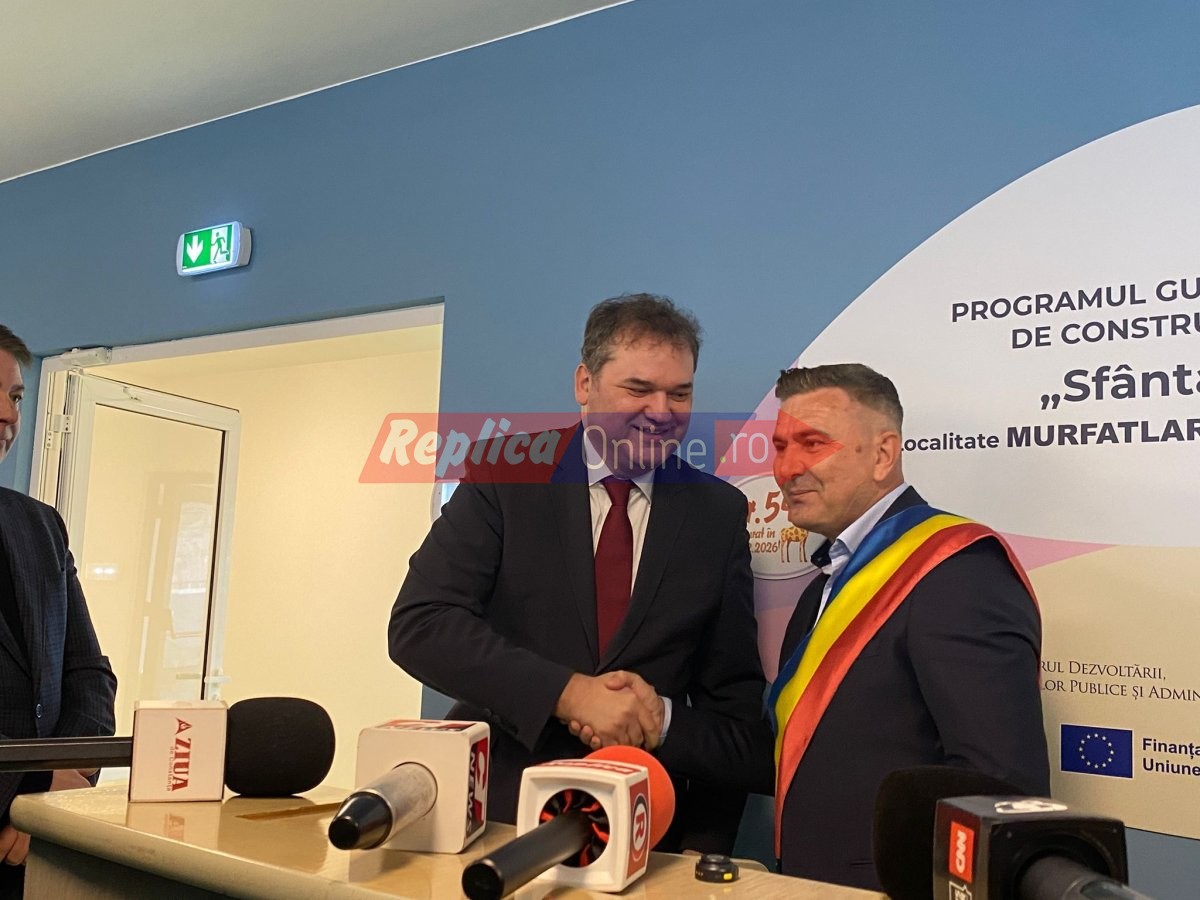 Ministrul Dezvoltarii, Cseke Attila, in vizita de lucru la Murfatlar. E prezent si Florin Mitroi. Video Ministrul Dezvoltarii, Cseke Attila, in vizita de lucru la Murfatlar. E prezent si Florin Mitroi. Video