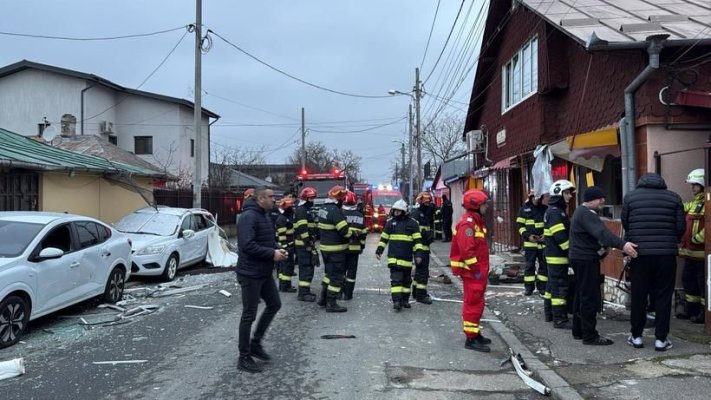 Explozie într-o locuință din Sectorul 2 al Capitalei. Două persoane rănite, mașini avariate