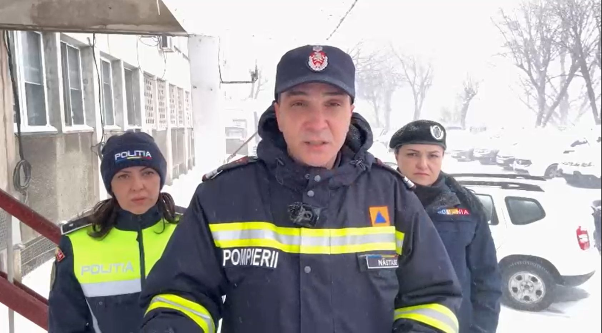Echipajele IPJ si ISU Dobrogea se afla pe teren, in contextul codului portocaliu de ninsoare. Video Echipajele IPJ si ISU Dobrogea se afla pe teren, in contextul codului portocaliu de ninsoare. Video