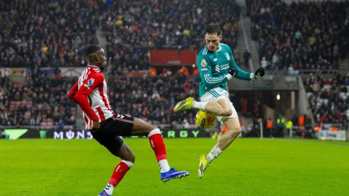Liverpool învinge în deplasare pe Sunderland... după un autogol