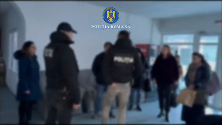 Au avut loc mai multe percheziții domiciliare, într-un dosar penal de corupție 