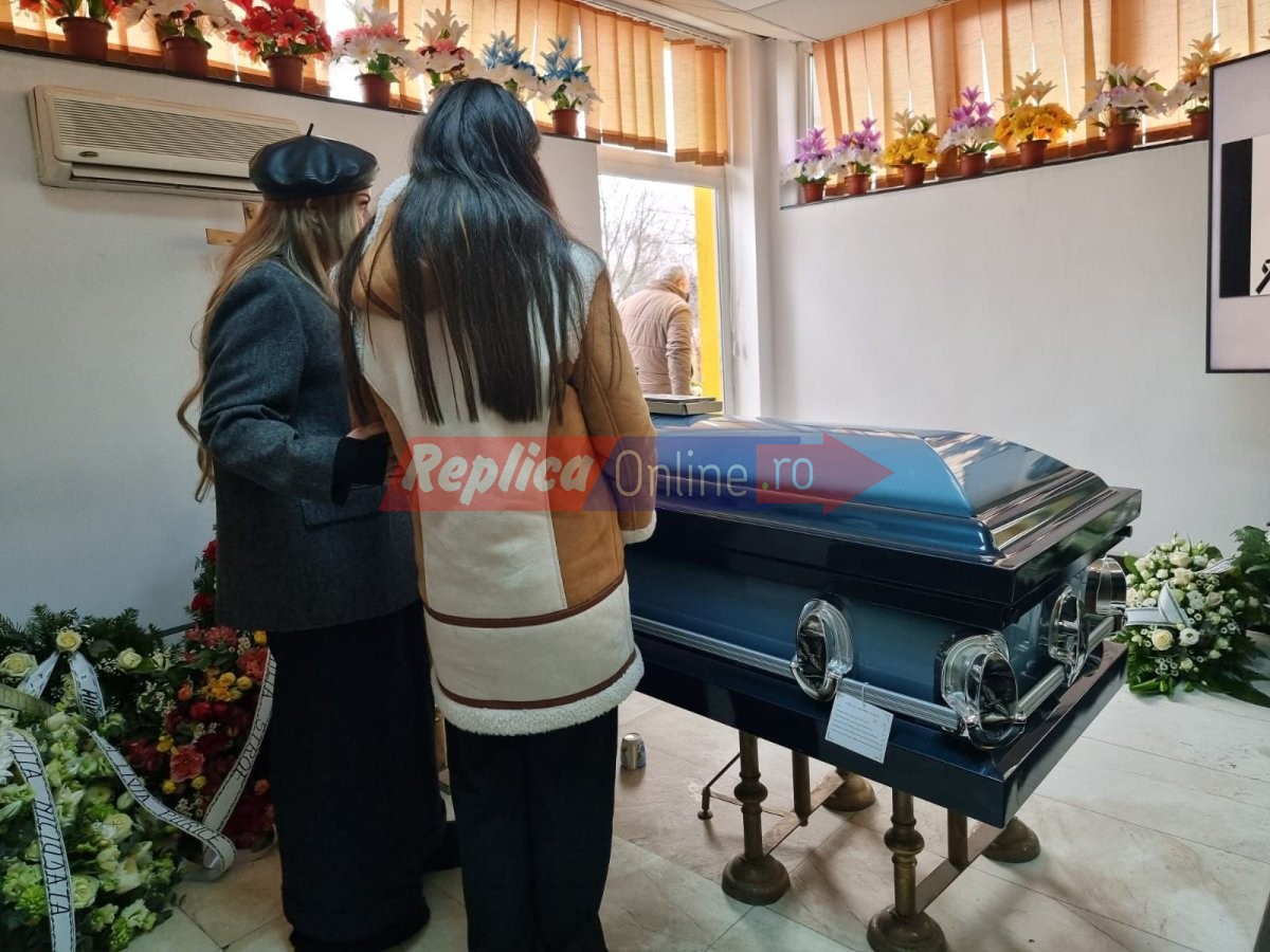 Arhitectul Radu Marian, primul primar postdecembrist al Constantei, a fost condus pe ultimul drum. Video Arhitectul Radu Marian, primul primar postdecembrist al Constantei, a fost condus pe ultimul drum. Video