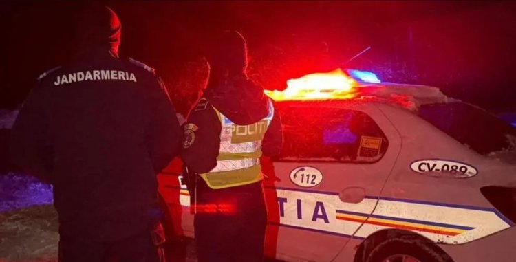 Acoperișul unui saivan s-a prăbușit sub zăpadă. Zeci de animale au murit