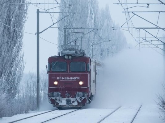 Un tânăr în vârstă de 16 ani a fost accidentat mortal de tren