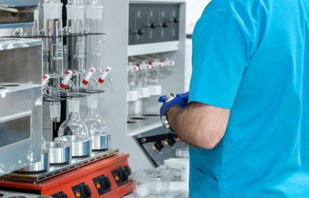 DSP nu a mai identificat bacterii în apa de la Curtea de Argeș. Turbiditatea și concentrațiile de fier și clor, peste limite