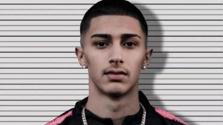 Baby Gang, rapperul celebru, care a snopit în bătaie trei români, a fost arestat