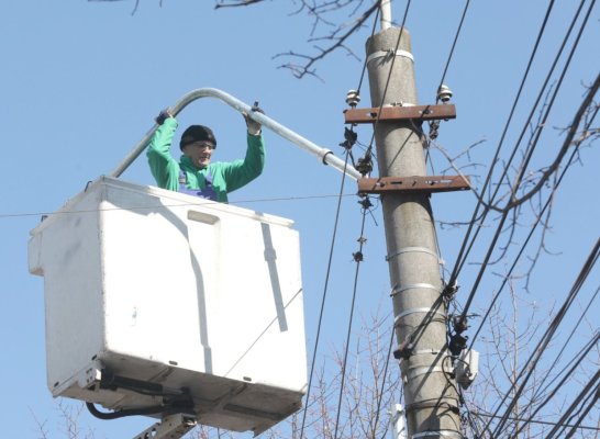 Primăria Constanța continuă lucrările de modernizare a iluminatului public 