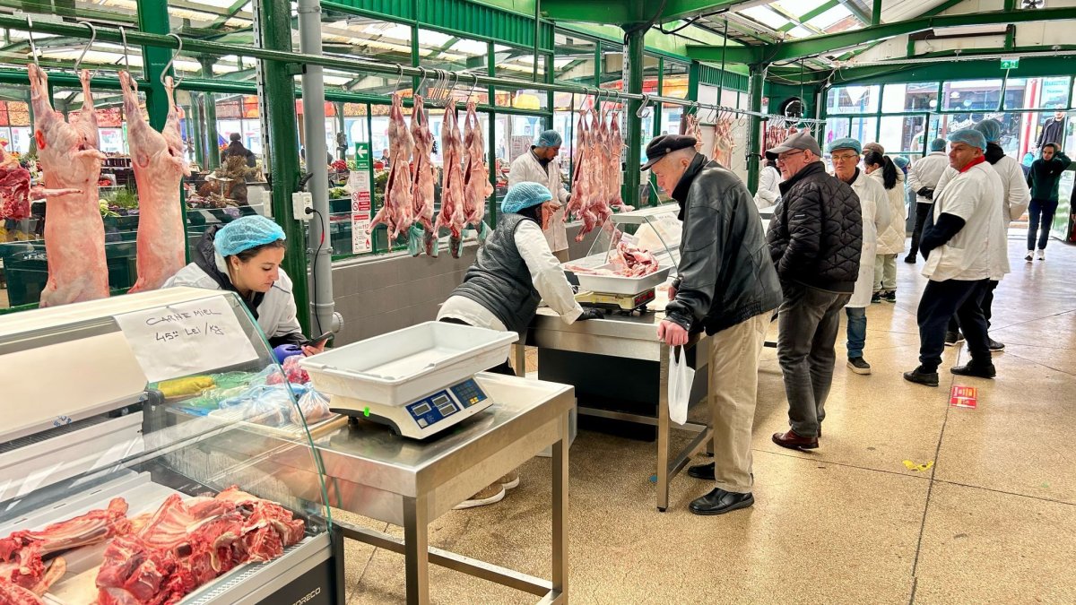 Carne de miel de la producatorii locali, la vanzare in pietele din municipiul Constanta&nbsp;