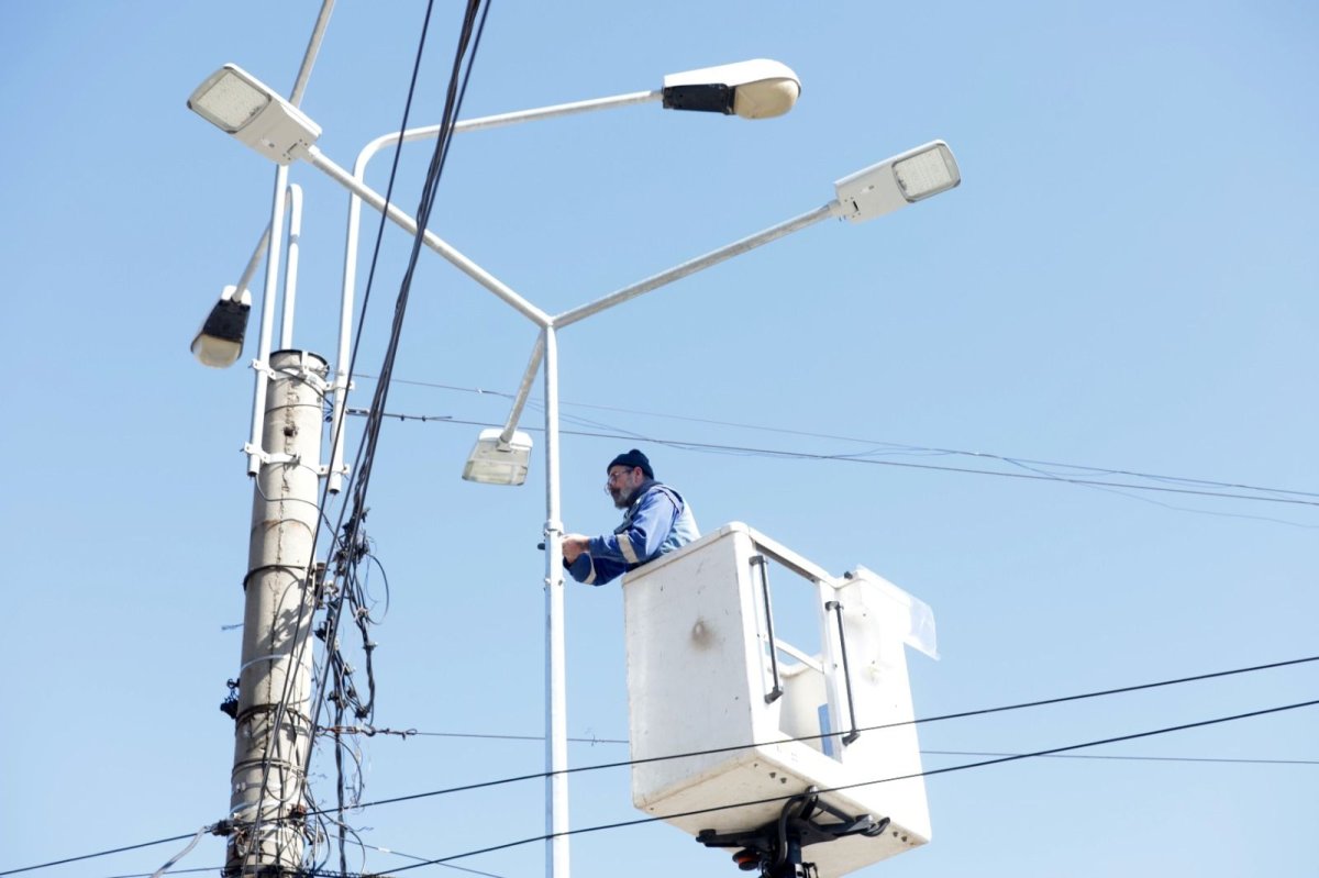 Primaria Constanta continua lucrarile de modernizare a iluminatului public 