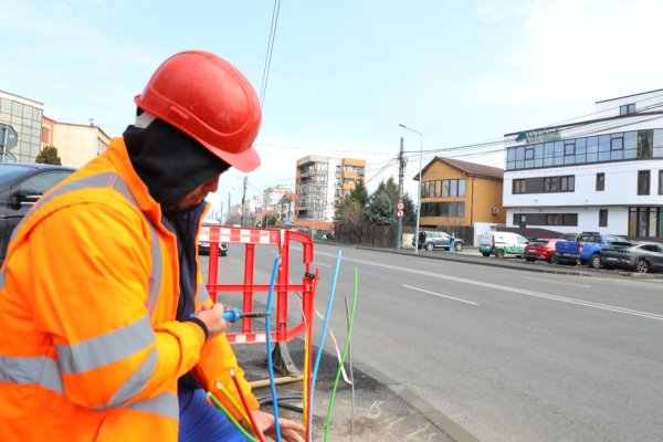 Se modernizează sistemul de iluminat public pe mai multe tronsoane importante din Constanța