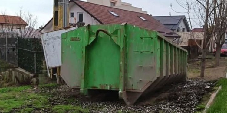 Containere speciale pentru deșeuri voluminoase, amplasate temporar în cartierele Tomis Nord și Palazu Mare