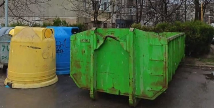 Containere speciale pentru deșeuri voluminoase, amplasate temporar în cartierele Brătianu și Inel II