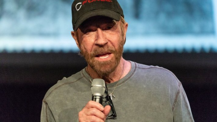 Celebrul actor Chuck Norris a murit. În urmă cu câteva zile postase filmulețe în care se antrena. Video