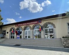 Primăria Mihail Kogălniceanu investește în transportul nepoluant: trei mașini hibride vor ajunge în dotarea instituției Primăria Mihail Kogălniceanu investește în transportul nepoluant: trei mașini hibride vor ajunge în dotarea instituției