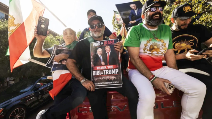 Este nebunie pe străzile din America: Iranienii au ieșit în stradă și îi mulțumesc lui Donald Trump