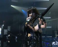 Se cere interzicerea piesei României pentru Eurovision, „Choke me“, acuzată de „glorificarea strangulării sexuale“