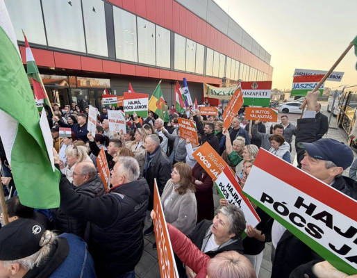 Maghiarii, dezbinați de Ziua Națională. Un miting uriaș pentru Orban a avut loc în Budapesta. Video