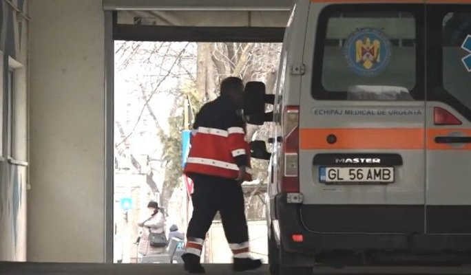 Revoltător! Un bărbat a murit, după ce a fost transferat timp de 16 ore între două spitale