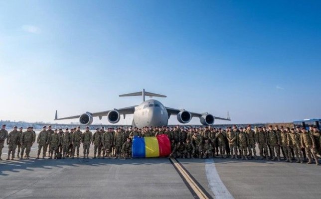 MApN: Cei 117 militari români dislocați în teatrul de operații din Irak au revenit în țară