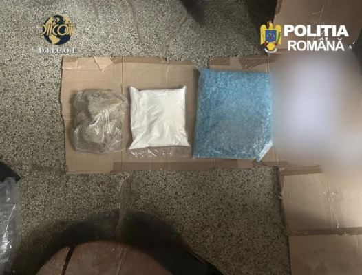 Un tânăr de 17 ani a fost arestat preventiv pentru trafic internaţional şi intern de droguri