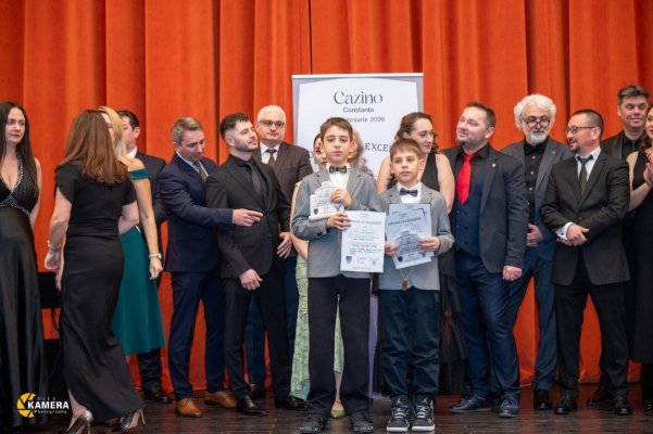 37 de tineri premiați la Gala Excelenței organizată de Asociația Dark Knights la Cazinoul din Constanța