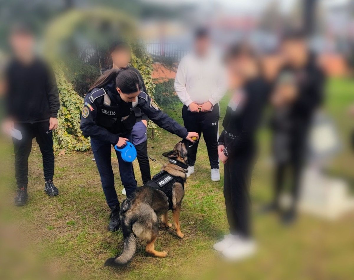 Politistii constanteni au desfasurat actiuni pentru siguranta scolarilor