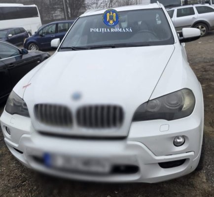 Mai multe persoane sunt cercetate pentru deținere de țigarete în mod ilegal