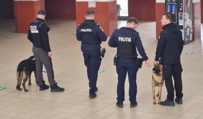 Polițiștii constănțeni au desfășurat razii în trenuri și gări