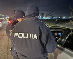 Polițiștii constănțeni sunt pe urmele traficanților si consumatorilor de droguri. Video