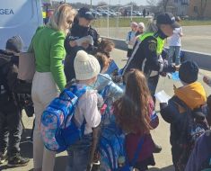 Polițiștii constănțeni i-au învățat pe elevii din Agigea cum să se comporte în traficul rutier