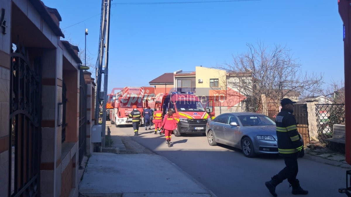 Incendiu la o locuinta din Palazu Mare. Video Incendiu la o locuinta din Palazu Mare. Video