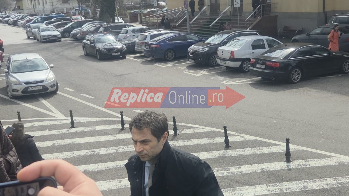 Cristian Radu ramane sub control judiciar, fara posibilitatea de a se intoarce pe functia de primar