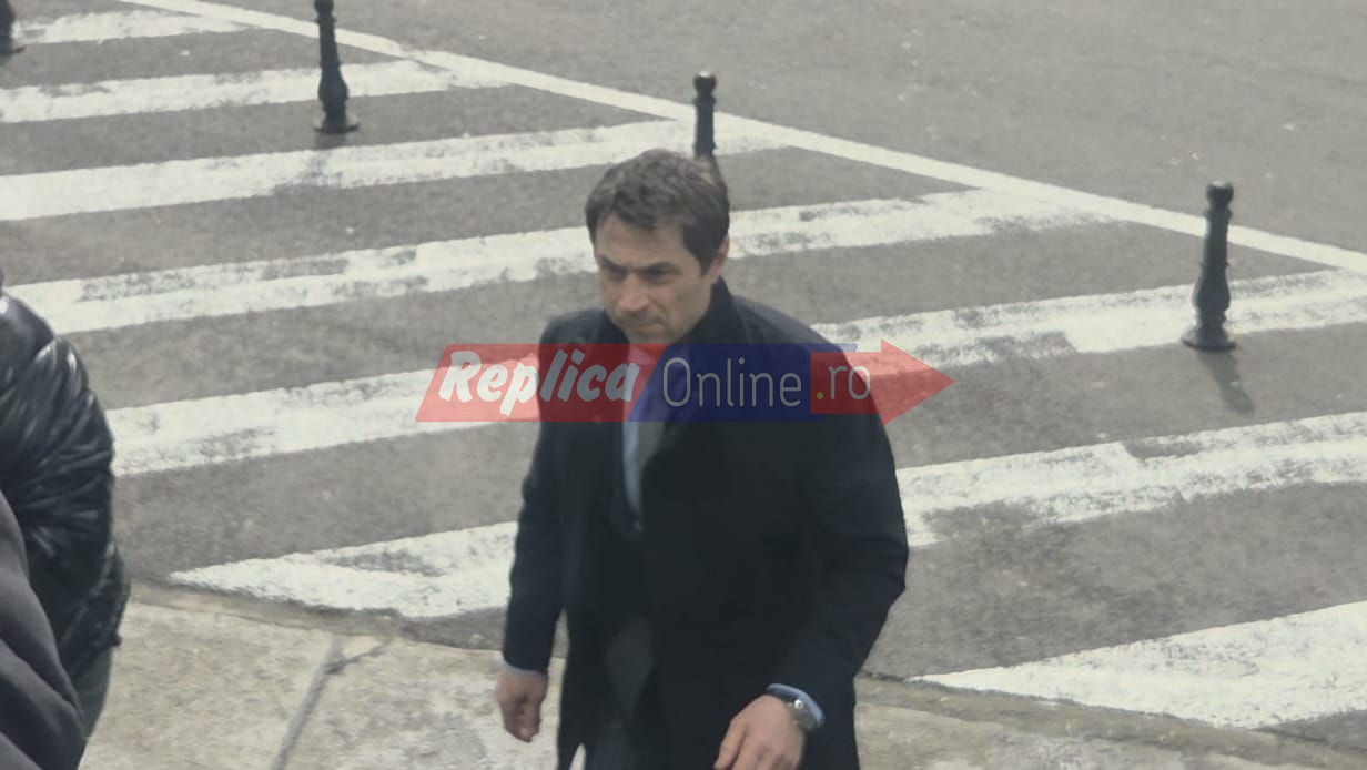 Cristian Radu ramane cu interdictia de a se intooarce la Primaria Mangalia. Video Cristian Radu ramane cu interdictia de a se intooarce la Primaria Mangalia. Video