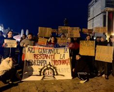 Studenții constănțeni au protestat împotriva măsurilor de austeritate luate de Bolojan! Video