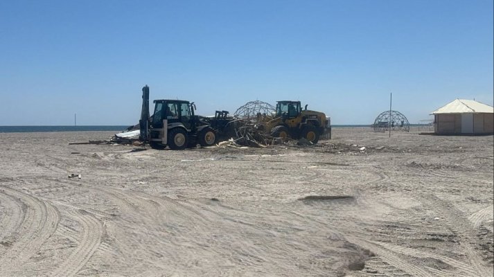 Asociația Operatorilor de Plajă Năvodari (AOPN) a atacat în instanță procedura de licitație pentru plajele litoralului 