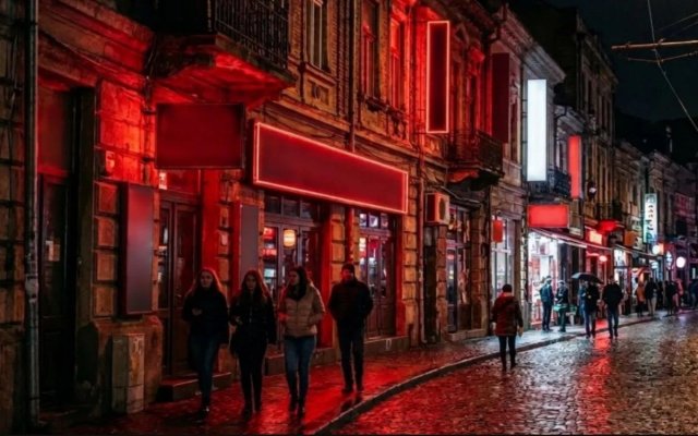 Proiect controversat în România: orașul în care se va face un ”cartier roșu” dedicat adulților