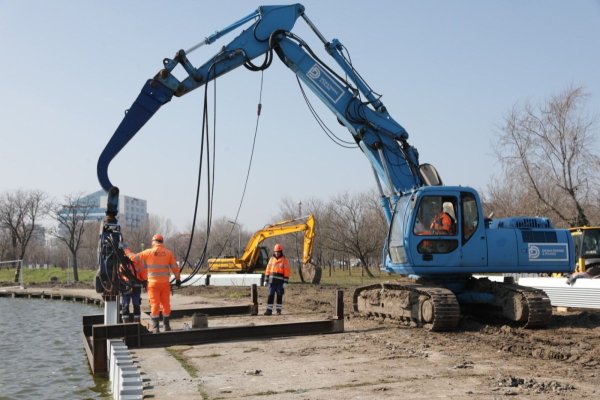 Au demarat lucrările de reabilitare și consolidare a malurilor lacului Tăbăcărie