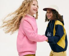 Ghid practic pentru mămici - De unde cumpărăm pantofi dama și încălțăminte pentru copii la prețuri accesibile?