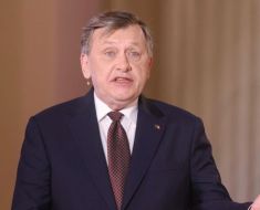 Crin Antonescu spulberă criza: PSD de ce a acceptat prezența USR? 