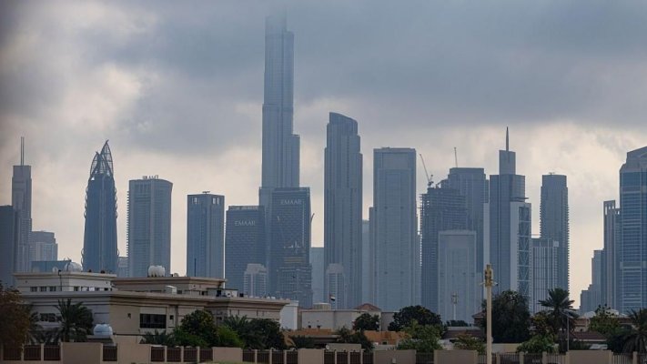 Un turist a fost arestat în Dubai pentru că a filmat un atac cu rachete iraniene