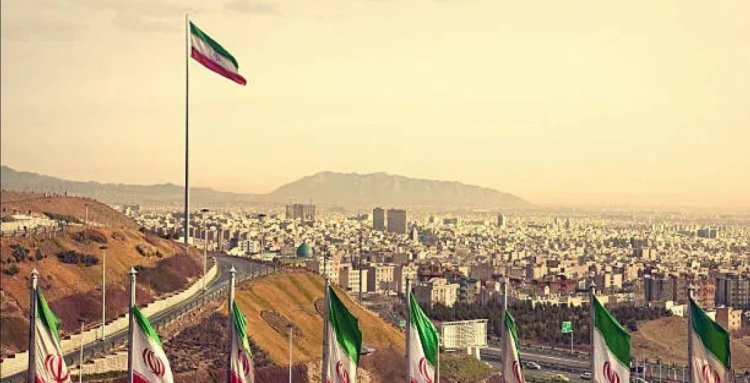 Iranul promite că va scufunda Orientul Mijlociu în întuneric dacă SUA atacă centralele electrice