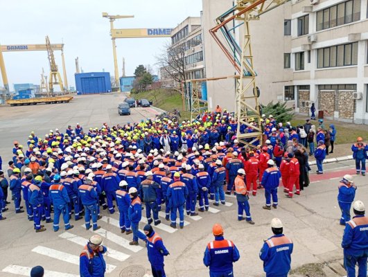 Noi proteste la Damen Mangalia. Oamenii muncesc pe promisiuni de trei luni