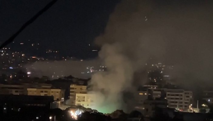 Noapte de panică la Beirut: explozii puternice după atacuri israeliene. Hezbollah ripostează și cere evacuări