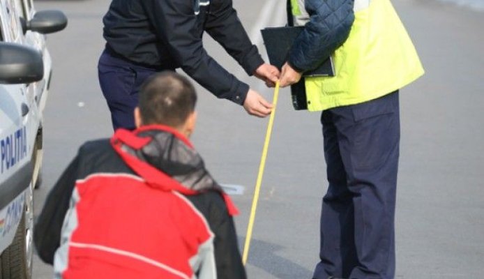 Accident rutier, în parcarea unui centru comercial din Constanța. Un copil de 13 ani a fost rănit 